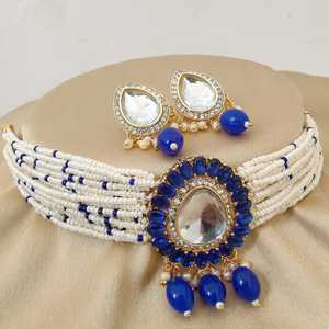 Conjunto de collar Kundan de calidad superior con pendientes a juego para mujer, joyería india tradicional con acabado chapado en oro - Product Image 2