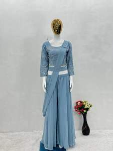 Venta al por mayor de ropa de fiesta de diseñador Faux Georgette hermosa secuencia bordada trabajo Choli y Sharara con juego de Dupatta elegante - Product Image 3