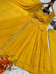 Robe Anarkali de soirée haut de gamme pour femmes - Product Image 4