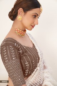 Haut de prêt-à-porter 3 pièces traditionnel indien et pakistanais pour femmes Lengha Choli Plazzo pour les mariages et les fêtes d'hiver - Product Image 5