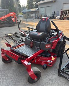 Prix de la tondeuse à gazon automatique à rotation nulle à haute efficacité de travail avec composant de moteur de base pour une coupe efficace de l'herbe - Product Image 1