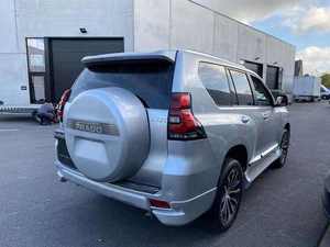 PRADO SUV 2021 USADO BARATO, Tracción en las Cuatro Ruedas, Asientos de Cuero, R18, Techo Panorámico Automático, Cámara Trasera de 360°, Euro IV, 4.1-6L, 400+PS - Product Image 3