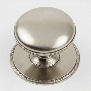 NestHold Ring Royal Arc Pomo de puerta redondo de níquel pulido Estética moderna elegante con detalles lujosos para interiores de primera calidad - Product Image 5