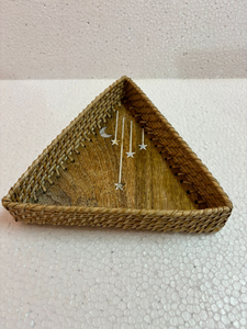 Plateau rond en rotin fait main, plateau de rangement en osier, panier à fruits et à pain par Decor World Expo - Product Image 2