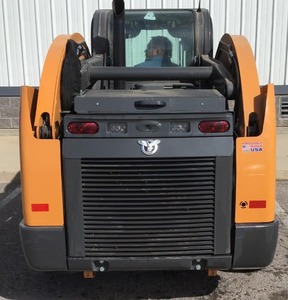 Boîtier de haute qualité SV280B Skid Steer HYDRAULIQUE AUXILIAIRE AVEC CHAUFFAGE DE BLOC AVANT À HAUT DÉBIT - Product Image 6