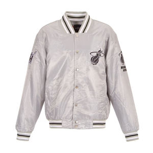 OEM Unisex Satin Varsity Bomber Modern Fit Fashion Forward Design para los mercados globales Pedido a granel MOQ bajo aceptado - Product Image 5