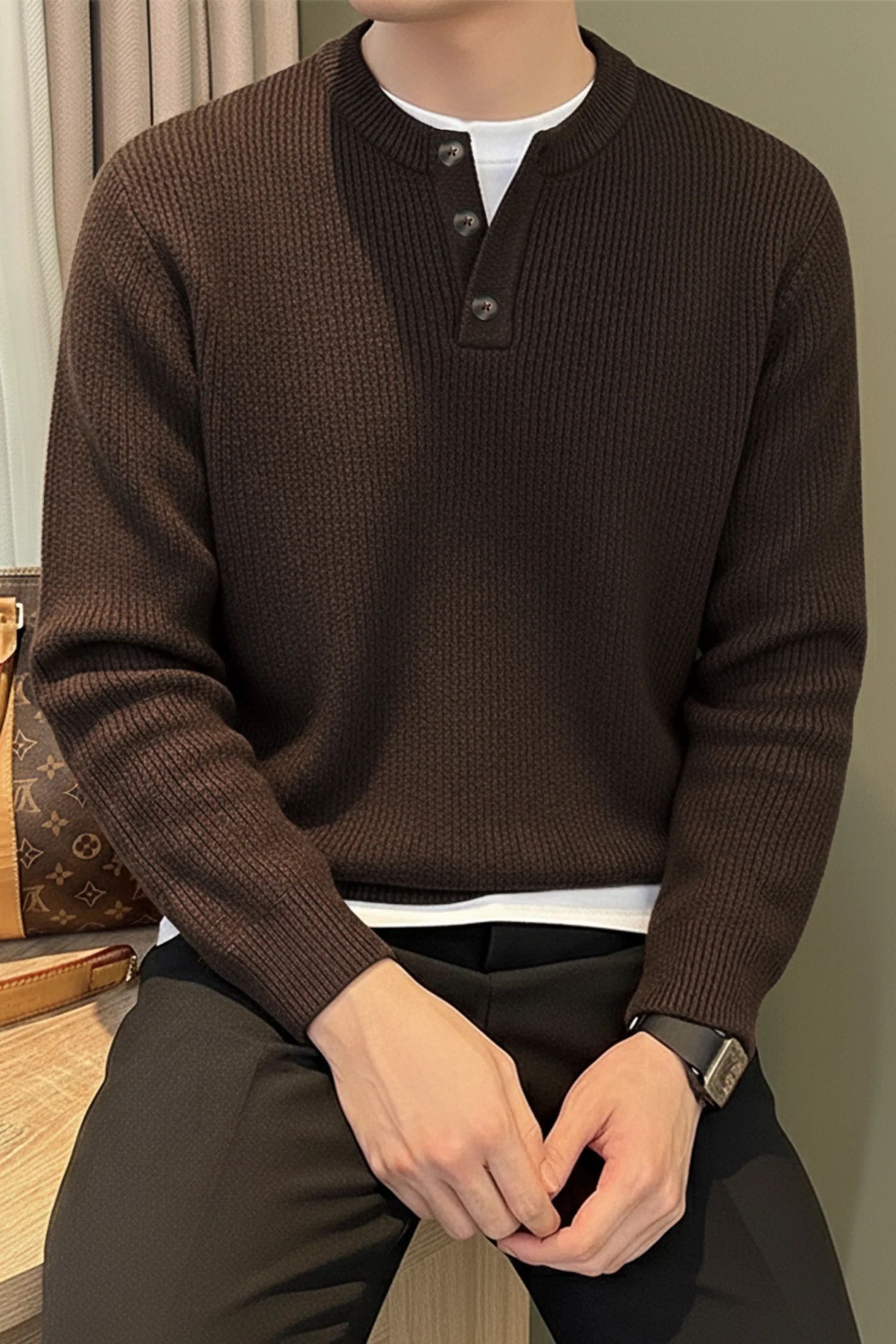 สีน้ำตาลเข้ม