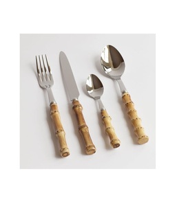 ชุดเครื่องใช้บนโต๊ะอาหารสำหรับห้องครัวกระจกสแตนเลสขัดเงาพร้อมที่จับไม้ดีไซน์ทันสมัย - Product Image 5