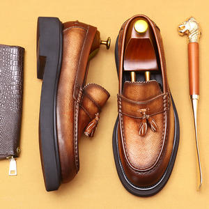 Chaussures en cuir souple pour homme, à bout épais, pour un usage décontracté, chaussures en cuir anglais traditionnelles pour homme - Product Image 1