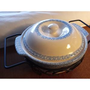 Plat Casserole Coeurs Bleus Avec Support En Métal En Excellent État Cadeau Pour Mère Vente En Gros - Product Image 2