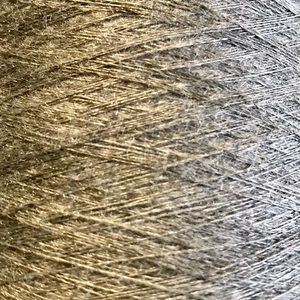 แหวนเงินยืดได้เส้นด้ายโพลีเอสเตอร์ปั่นด้ายสีเงินย้อมสีสูงมีความเหนียวสั่งซื้อจำนวนมากจากโรงงาน20/1 - Product Image 1