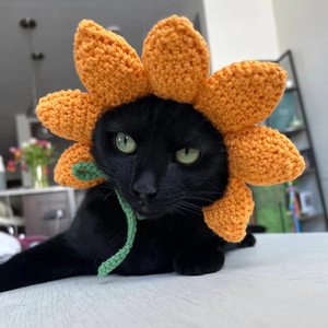 Gorro de ganchillo para gato con orificios para las orejas, disfraz de girasol hecho a mano para cumpleaños de mascotas, sombrero de cosplay con cordón - Product Image 1