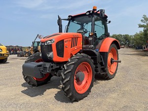 Tracteurs Kubota M9960 d'occasion, moteur diesel turbocompressé et refroidi par air Kubota V3800-CR-TIE4, à vendre - Product Image 1