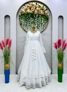 ชุดออกแบบที่สวยงามกับงานภายในและลูกไม้กับ dupatta - Product Image 2