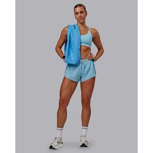 Toalla Deportiva Ligera de Microfibra, Tamaño Mediano - Product Image 3