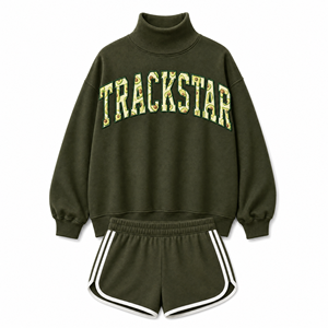 Conjunto Deportivo de Sudadera Holgada y Pantalones Cortos para Mujer Trackstar, Modelo TS-SET-053 - Product Image 1