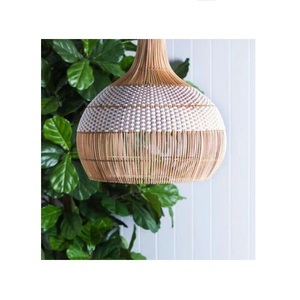 Lámpara Colgante LED Vintage Hecha a Mano de Ratán y Hierro, en Oferta, con Tamaño y Color Personalizables - Product Image 1