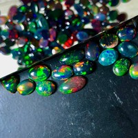 Opale de feu noire naturelle ovale, pierre précieuse lâche de haute qualité, multicolore, 8x10mm, certifiée IGI, pour bijoux, bague, couleur changeante, lisse