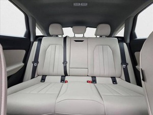 รถยนต์มือสอง Audi A5 Premium 4 ประตู แฮทช์แบค ขับเคลื่อนสี่ล้อ ปี 2025 สภาพดี - Product Image 2