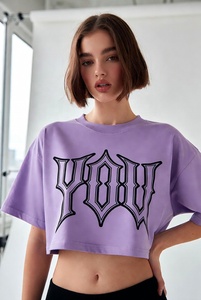 เสื้อยืดครอปผู้หญิงสไตล์มินิมอล ลำลอง มีสไตล์ เหมาะสำหรับใส่ในฤดูร้อน เนื้อผ้านุ่ม น้ำหนักเบา สวมใส่สบาย ชุดลำลองประจำวัน แฟชั่นวัยรุ่นทันสมัย - Product Image 2