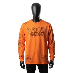 Camiseta de manga larga para hombre de algodón y poliéster de 200 GSM premium, color naranja, con gráfico deportivo y logotipo personalizado con serigrafía. - Product Image 1
