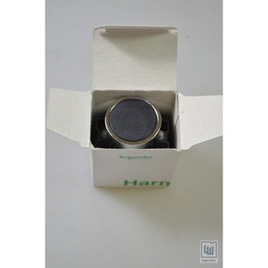 LW14542 - TELEMECANIQUE 061000, XB2 BA21 / XB2BA21, pulsador negro-NUEVO - Product Image 1