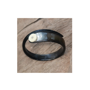 Brazalete de cuerno de búfalo de la mejor calidad para niñas y madres Brazalete de color de cuerno natural de búfalo uso diario a la venta - Product Image 5