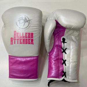 Gants de boxe professionnels confortables personnalisés pour l'entraînement et les combats lacés avec logo personnalisé en vente - Product Image 2