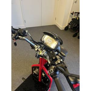 Scooter Todoterreno Ex-Demo Scooterpac Invader AWD de 4-8 mph para Personas con Discapacidad - Product Image 4