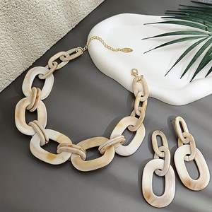 โซ่เรซิ่นสำหรับทำเครื่องประดับ โทนสีสดใส ผิวขัดเงา เหมาะสำหรับเครื่องประดับสวมใส่ประจำวัน โดย CRAFT ZONE EXPORT - Product Image 2