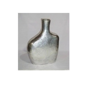 Unique Waves Design Cast Aluminum Flower <b>Vase</b> with Natural Brass Finishing Floor and Table Decorative Flower <b>Vase</b> ( Set of 2 ) - Product Image 3