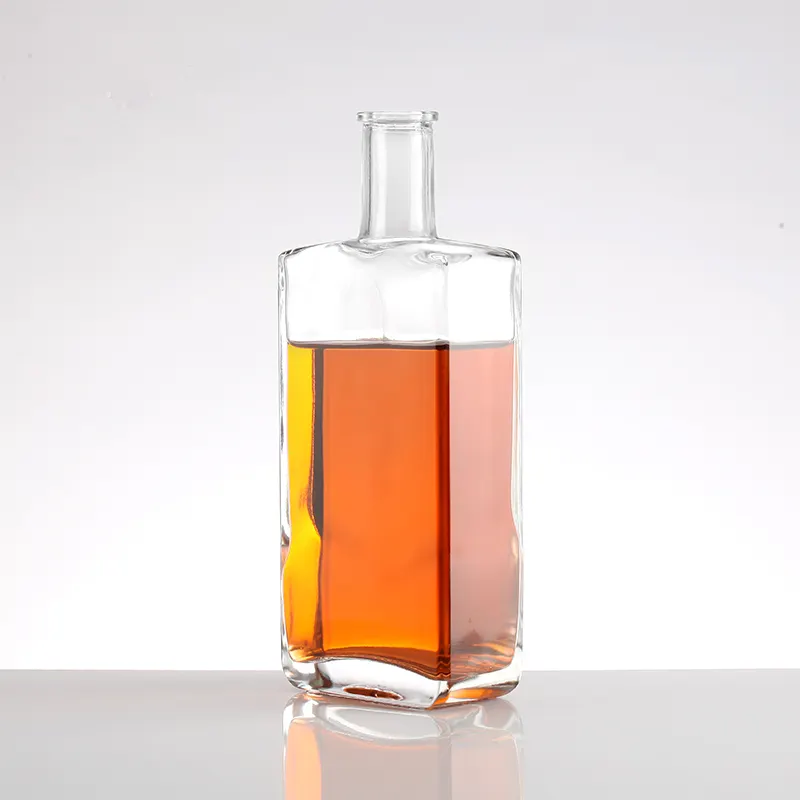 מוצרים חדשים סיטונאי לשימוש חוזר מיחזור רום ג'ין וויסקי ספיריט בקבוק זכוכית שחור