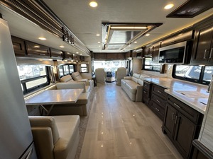 PROVEEDOR de Autocaravana Diésel Usada Marvarena Clase A 2023, Modelo 4369, en Venta - Product Image 6