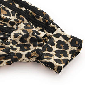 Ropa de calle Venta caliente Mujeres Crop Top Sudaderas con capucha Hecho en material de alta calidad Mujeres Crop Top Sudaderas con capucha - Product Image 5