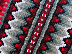 Almohadillas de sillín Western Show con forma contorneada de lana inspiradas en Navajo, tejidas a mano con excelentes características - Product Image 2