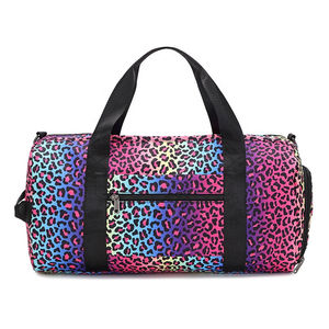 กระเป๋าเดินทางแบบสปอร์ตแฟชั่นคุณภาพสูง  พร้อมซิปปรับแต่งได้ ดีไซน์ใหม่ ผ้าโพลีเอสเตอร์พิมพ์ลายแบบซับลิเมชั่น  รับสกรีนโลโก้ - Product Image 5