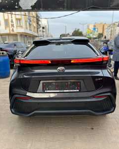 Toyota CH-R Híbrido Edición Limitada Usado, 2024 - Product Image 5