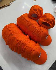 Vente en gros de chapeaux 6 panneaux avec broderie de logo personnalisée au prix d'usine Casquette classique structurée à coupe ajustée Chapeaux de camionneur Orange - Product Image 5