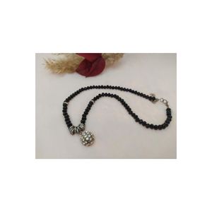 Collana di cristallo sequenziale in pietra nera da donna