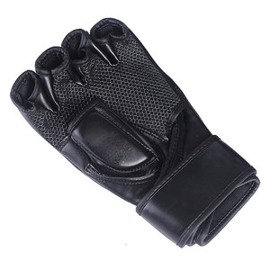 Gants de boxe en cuir de conception avancée pour arts martiaux, fitness et MMA, offrant un confort respirant et une tenue sécurisée des mains - Product Image 3