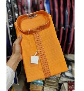 ชุดเดรสผ้าไหมนุ่มหรูสำหรับผู้ชายดีไซน์แบบดั้งเดิมพร้อมขาตั้งคอ - Product Image 3