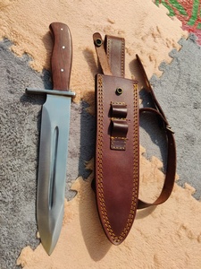 Cuchillo de Supervivencia de Hoja Fija Personalizado con Mango de Madera Oscura, Punta de Caída y Funda de Cuero, Incluye Correa para Muslos - Product Image 2