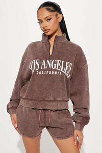 Sweat-shirt et short personnalisés de haute qualité avec fermeture éclair complète en molleton de coton biologique délavé au soleil pour femmes - Product Image 5