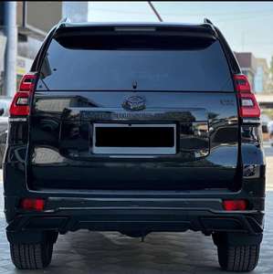 2022 pour Toyota Land Cruiser Prado SUV Hybride Luxe Automatique Moteur Turbo Options Intérieur Clair/Foncé Pneus R17/R18 - Product Image 2