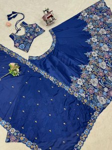 Superventas Nevy Blue diseñador indio tradicional Chinon bordado de seda Lehenga Choli Dupatta para fiestas de verano sin arrugas - Product Image 2