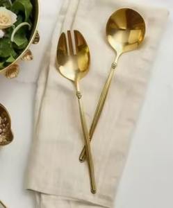 ชุดช้อนส้อมเสิร์ฟสลัดทองเหลืองสุดหรูเครื่องล้างจานสีทองขัดเงาเป็นมิตรกับสิ่งแวดล้อมปลอดภัยสำหรับงานเลี้ยงอาหารค่ำที่เป็นทางการ - Product Image 1
