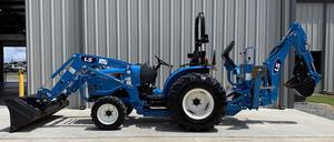 Tracteur de ferme LS MT225E avec attelage de pelle rétro LS LB2100, moteur diesel 4x4 de 93 heures, prise de force 540, attelage à 3 points, livraison gratuite - Product Image 5