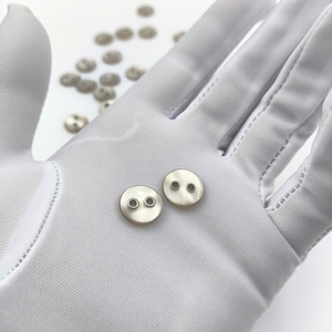 20L สองรู-ปุ่มเรซินสีชมพูอ่อนพร้อมตาไก่สองชั้น - Product Image 5