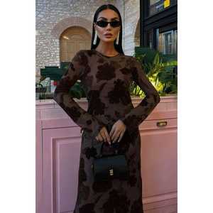 Vestido de terciopelo estampado sin espalda 2825, silueta ajustada con cintura natural y forro - Product Image 2