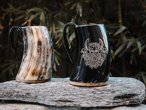 Haute qualité 100% naturel corne de buffle tasse Viking sculpté corne à boire avec couvercles à Base en bois Technique polie pour la décoration - Product Image 5